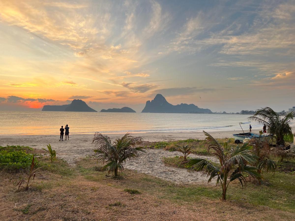 Grandmabalcony Bed & Breakfast Prachuap Khiri Khan Dış mekan fotoğraf
