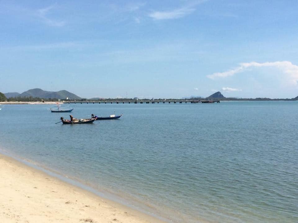 Grandmabalcony Bed & Breakfast Prachuap Khiri Khan Dış mekan fotoğraf
